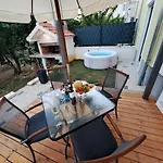Jalumi Apartman Zára